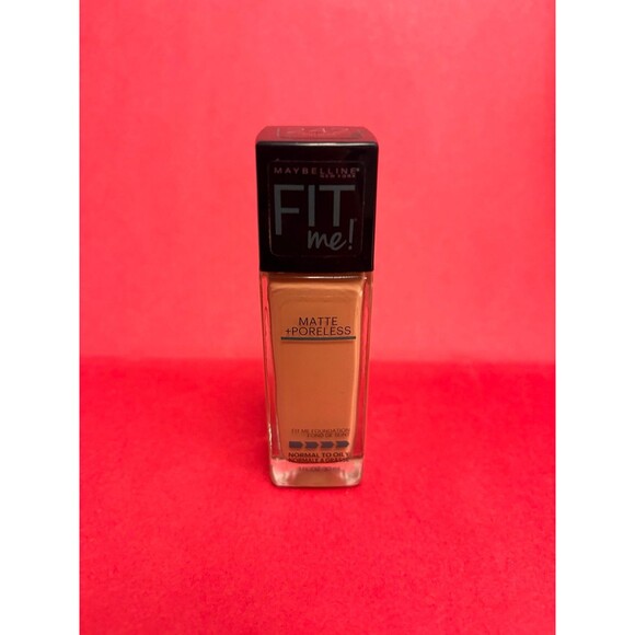 Maybelline Other - Maybelline Fit Me Matte & Poreless 242